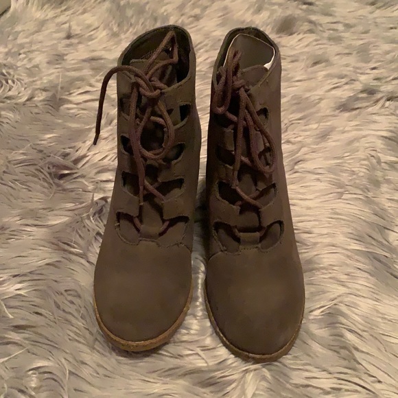 NWT SONOMA suede wedge ankle boots - Picture 3 of 6